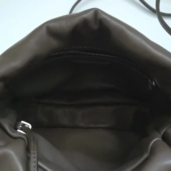 The Row Crossbody Bag Minimalist Design - Picture 8 of 8